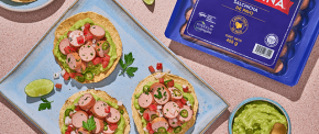 Tostadas de salchicha y guacamole