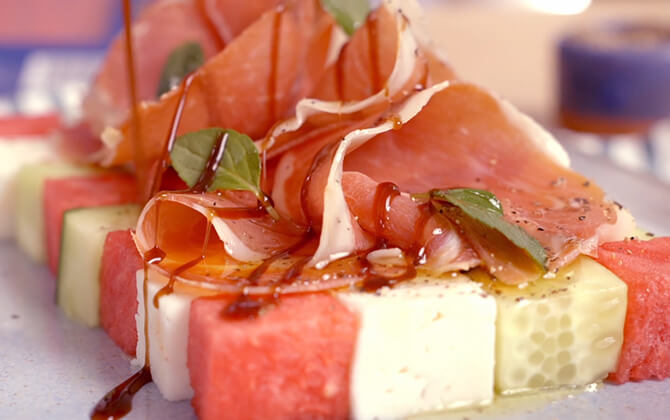 Antipasto de verano con serrano